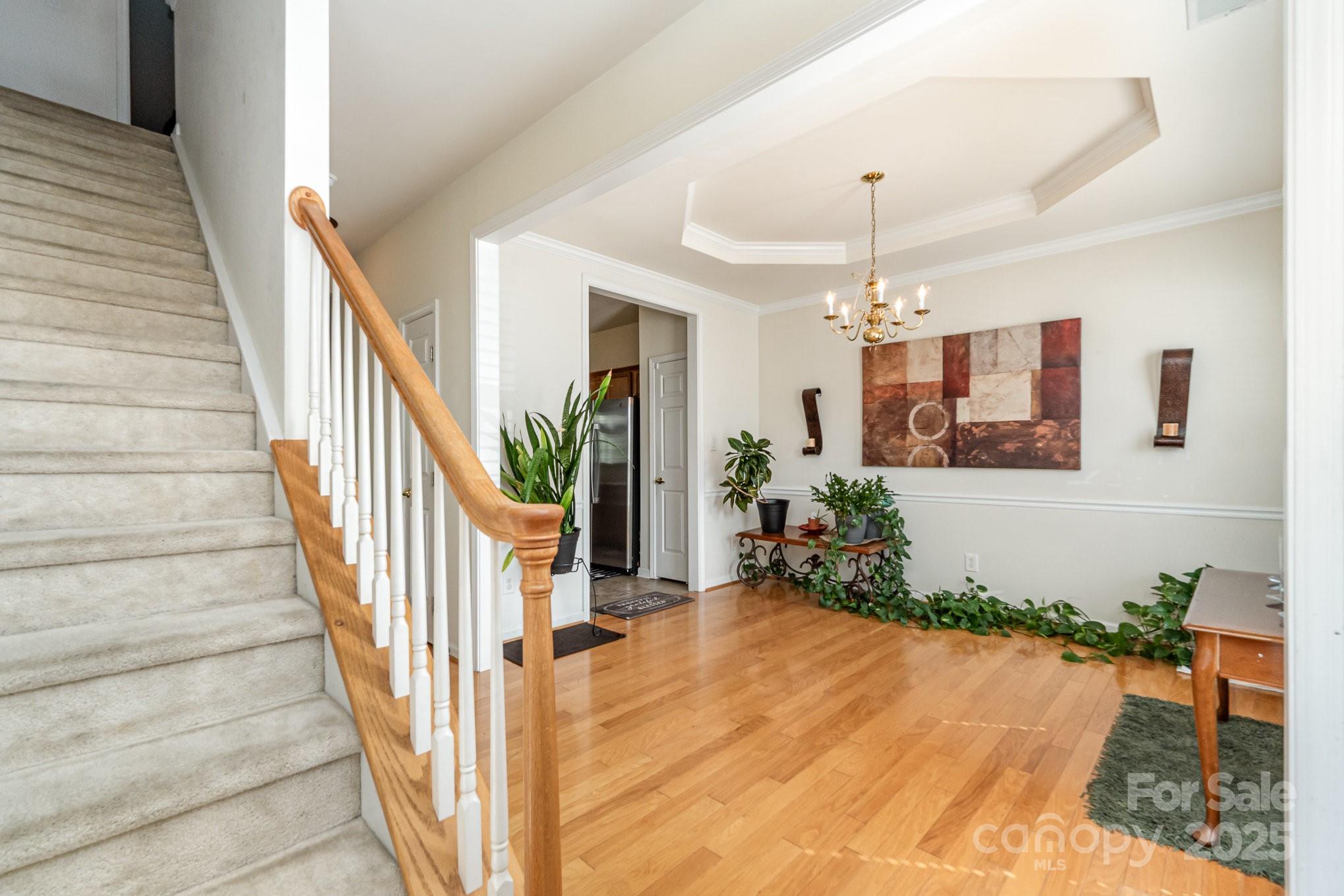 4016 Holly Villa Circle