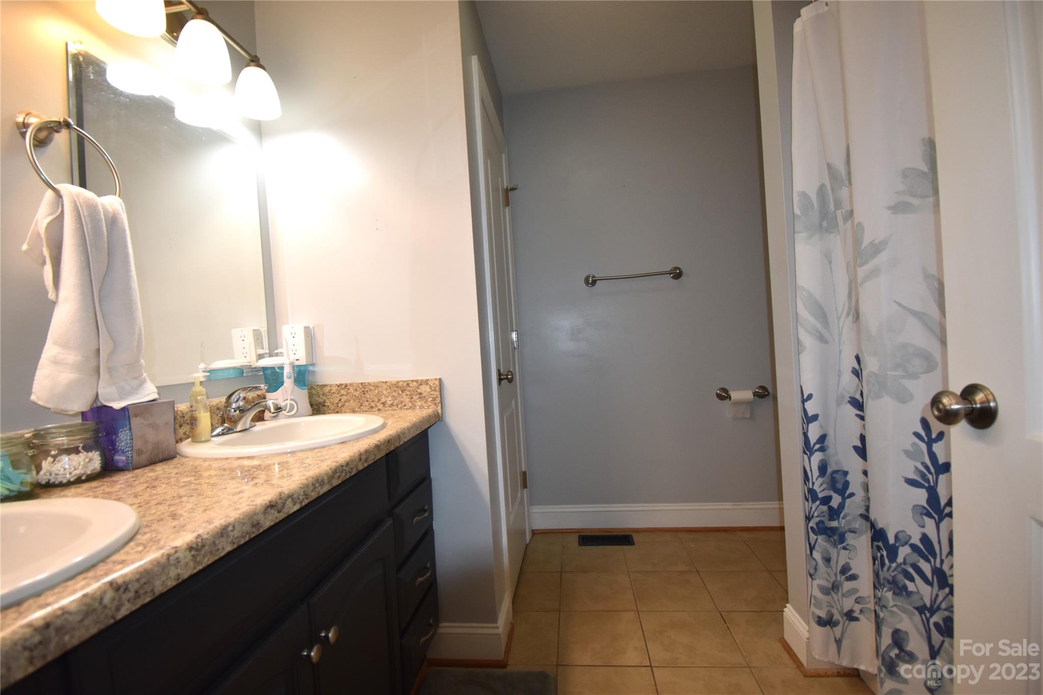 Anns Way - Residential