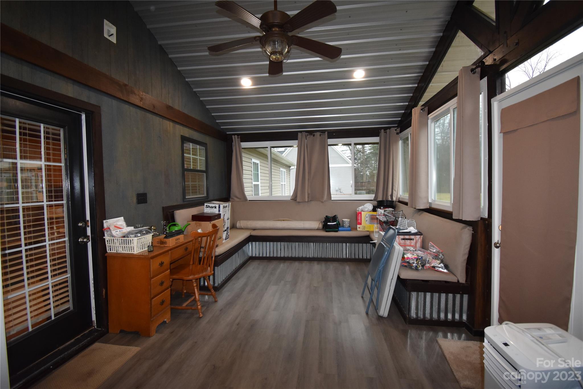 Anns Way - Residential