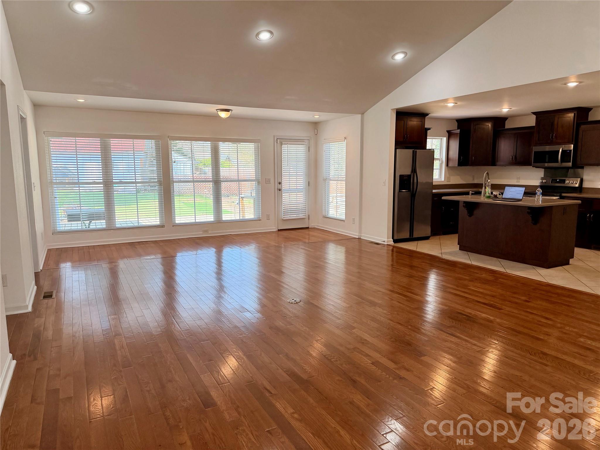 407B NC 200 Highway N