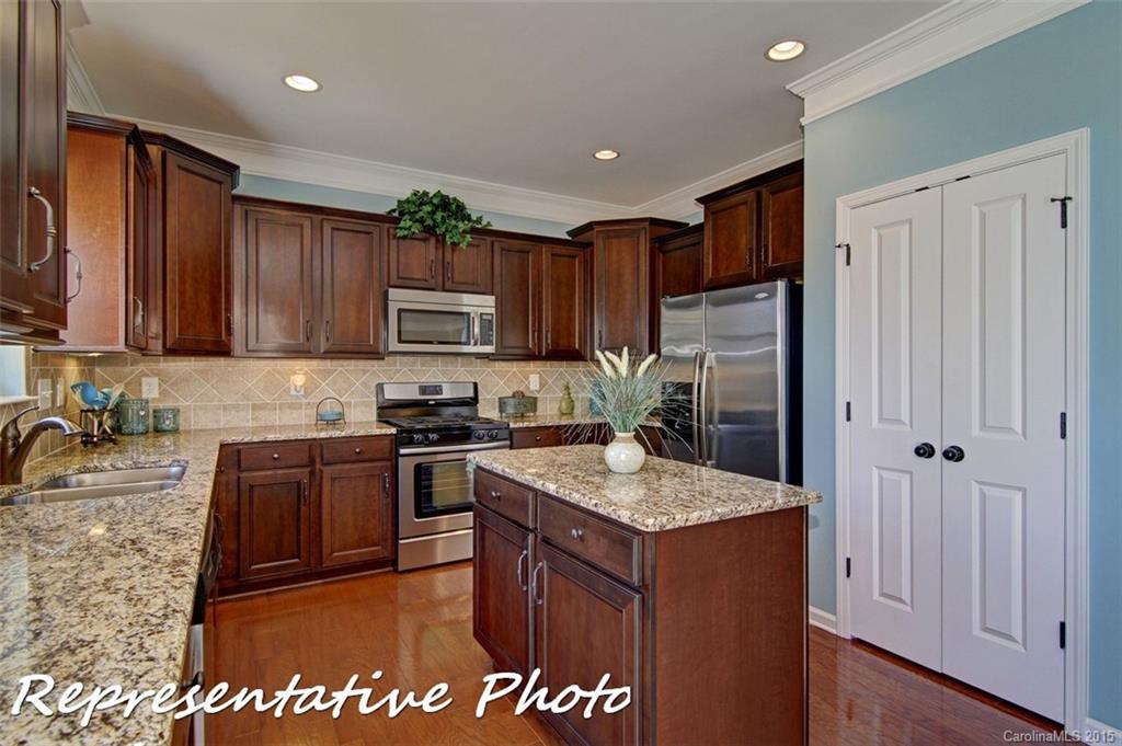 Curtis Pond - Residential