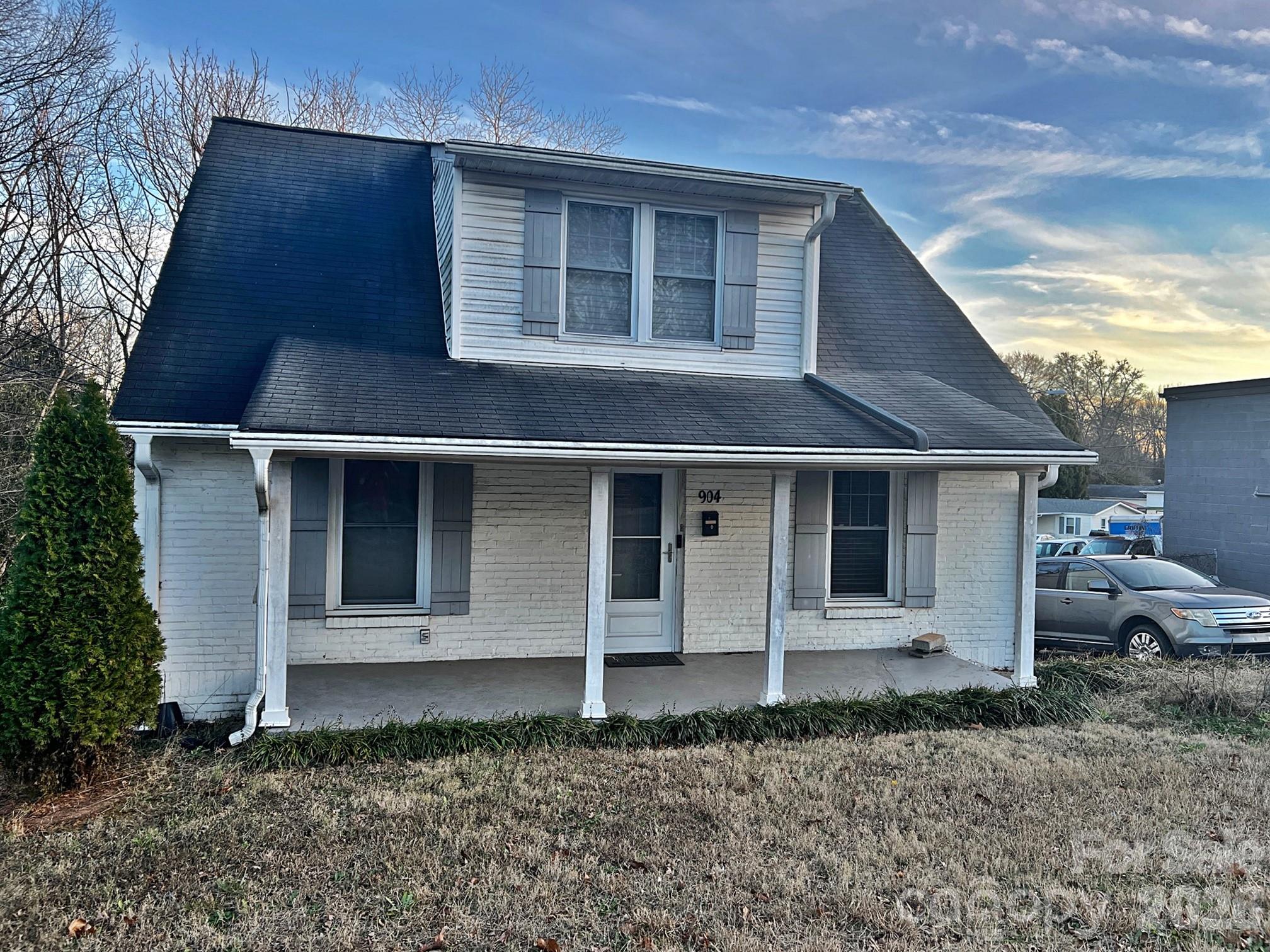 904 Belmont Mount Holly Road