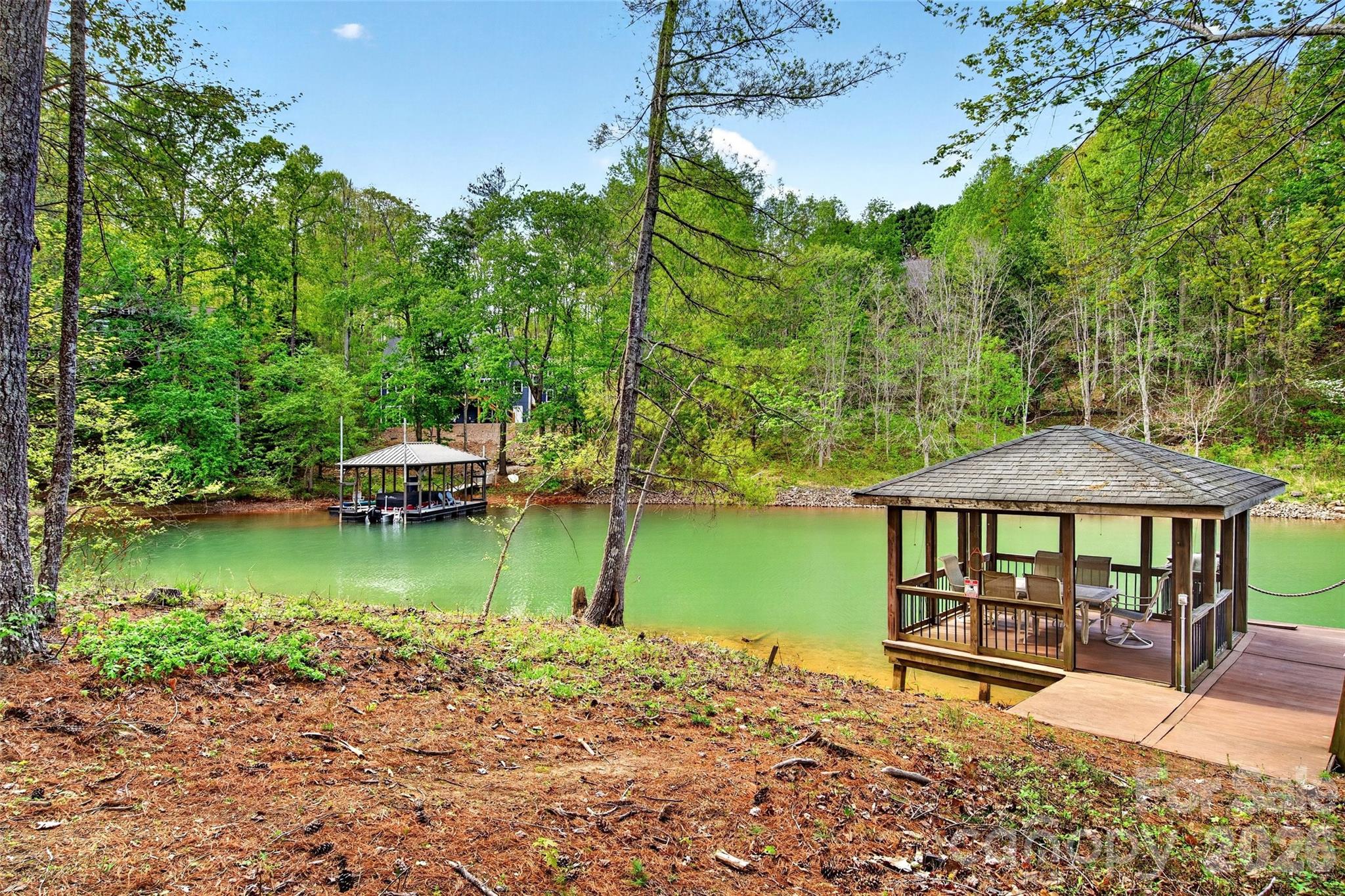 Mallard Pointe - Land