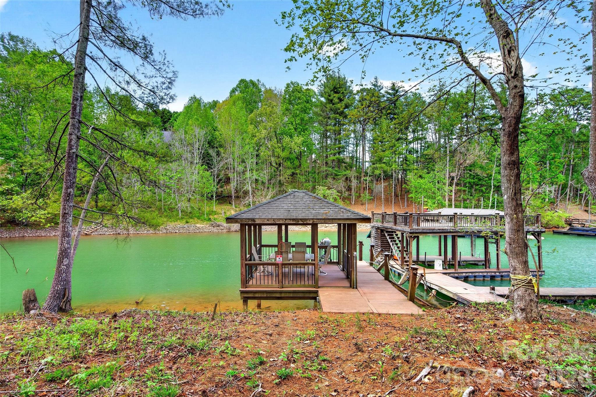 2361 Lake Forest Cove 13