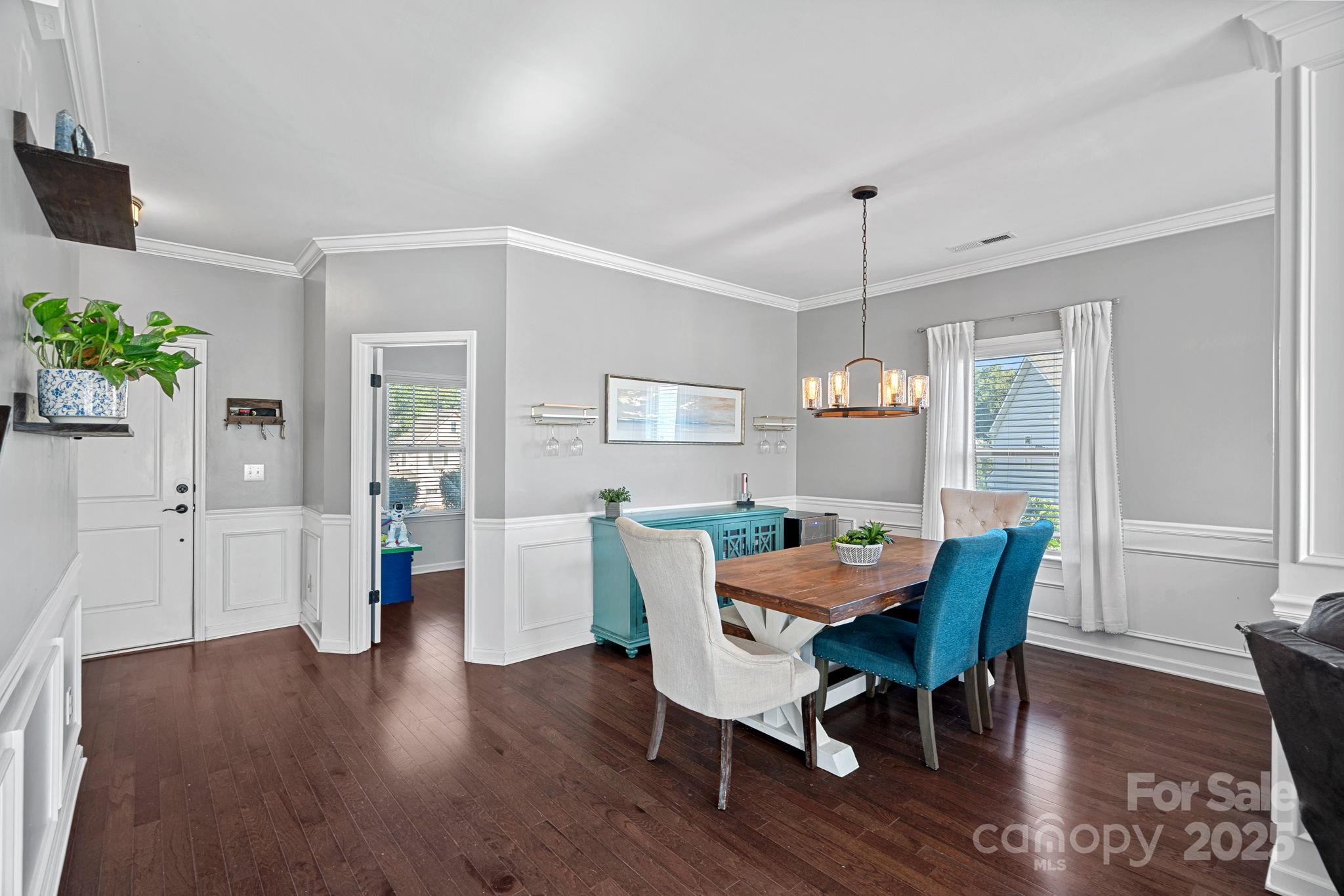 3076 Gilroy Drive