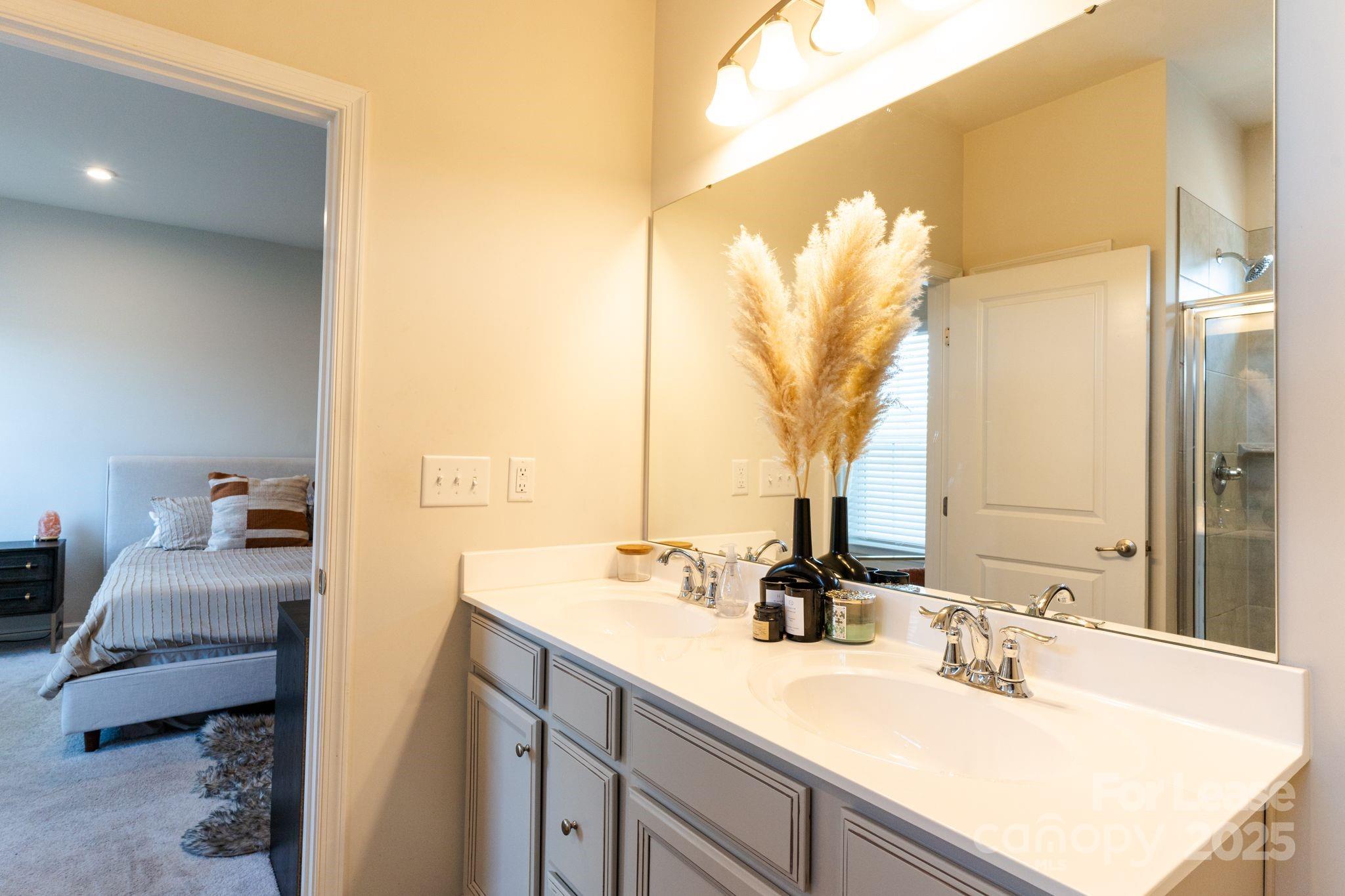 VILLAGES AT CRAMERTON MILLS - Residential Lease