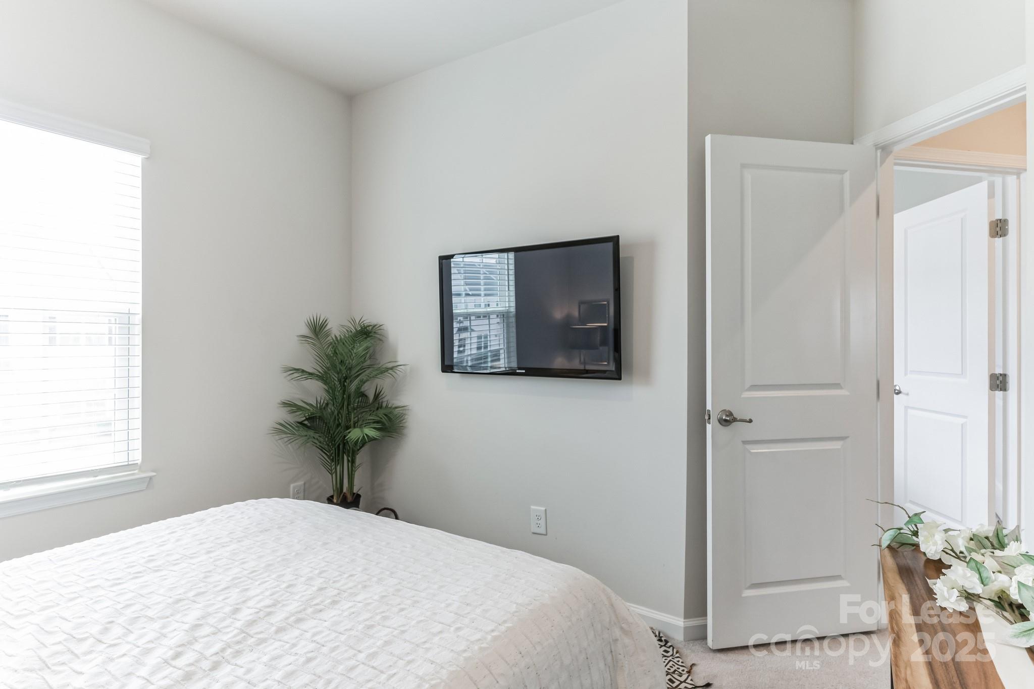 VILLAGES AT CRAMERTON MILLS - Residential Lease