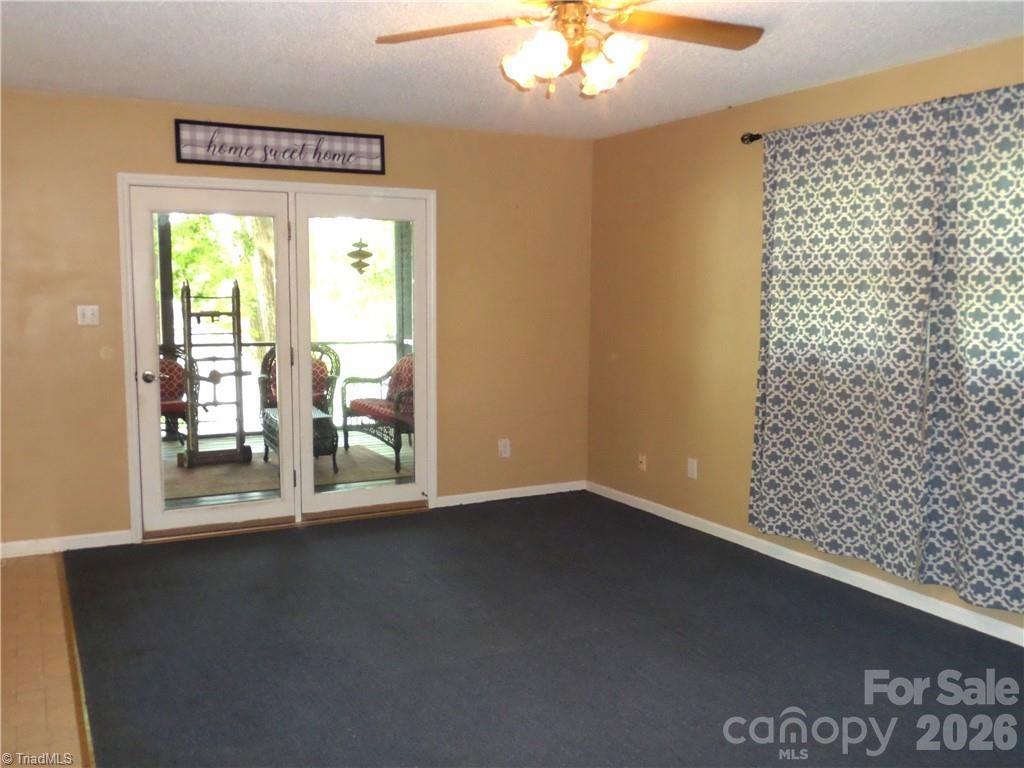 1220 Lake Drive 9 None
