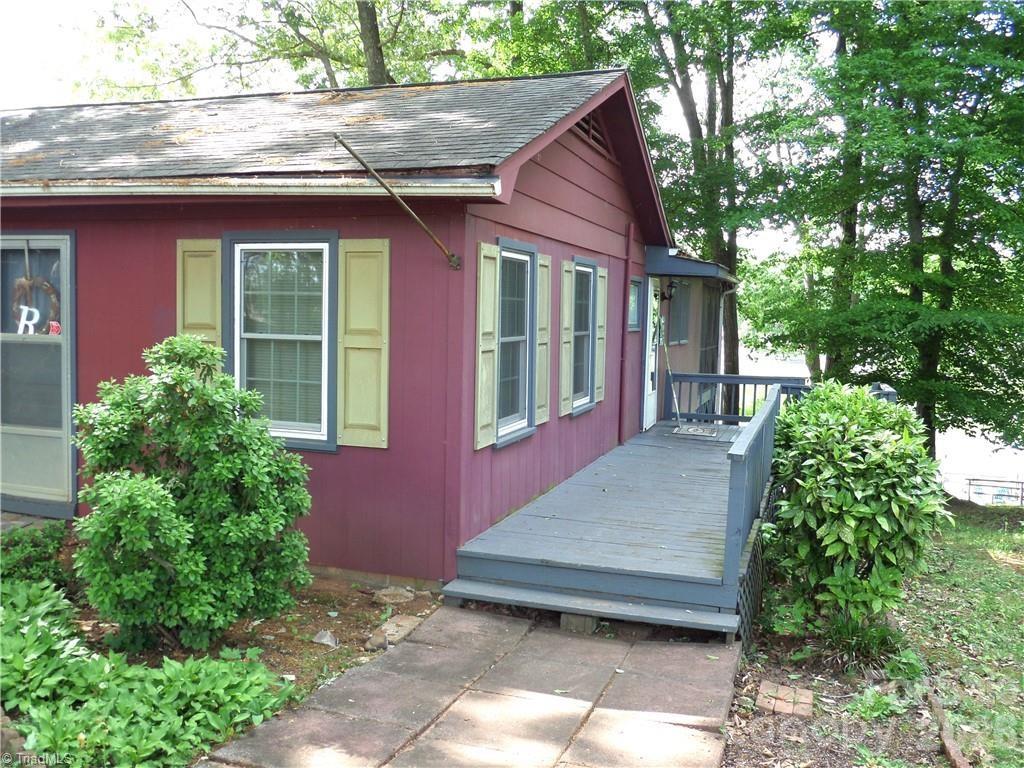 1220 Lake Drive 9 None