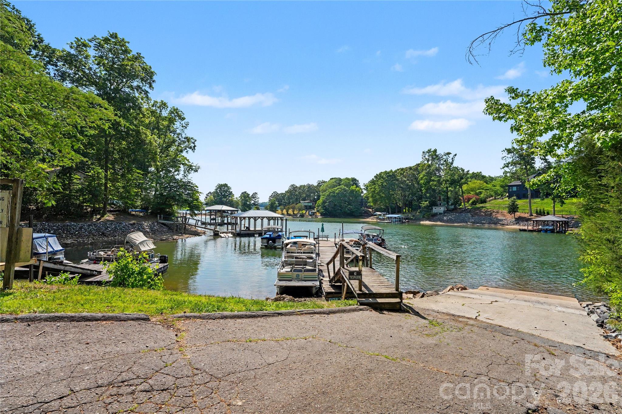 Spring Shore - Residential