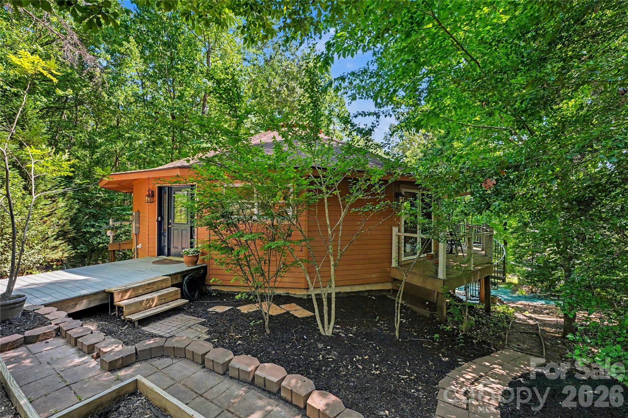 Spring Shore - Residential