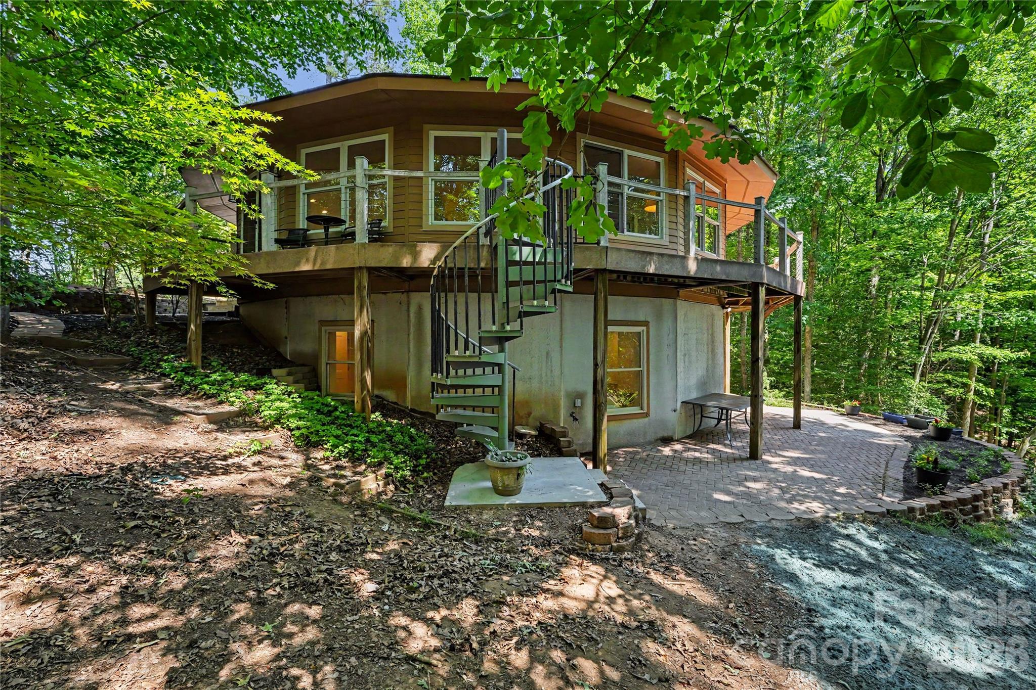 Spring Shore - Residential