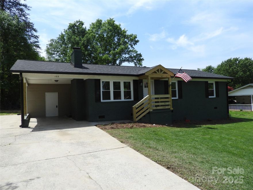 Located on a cul-de-sace street and just minutes from I-85 this 3 BR brick home has recently received a complete makeover! Move right into to a freshly renovated home that has received fresh paint through out the interior, all new tub, toilet, and vanity in the bath, new light fixutres, new counter tops and appliances and high quality lvp throughout. In addition, other highlights include a tastefully painted brick exterior, new vinyl windows, roof, and gutters. Not much left but for you to move right in!