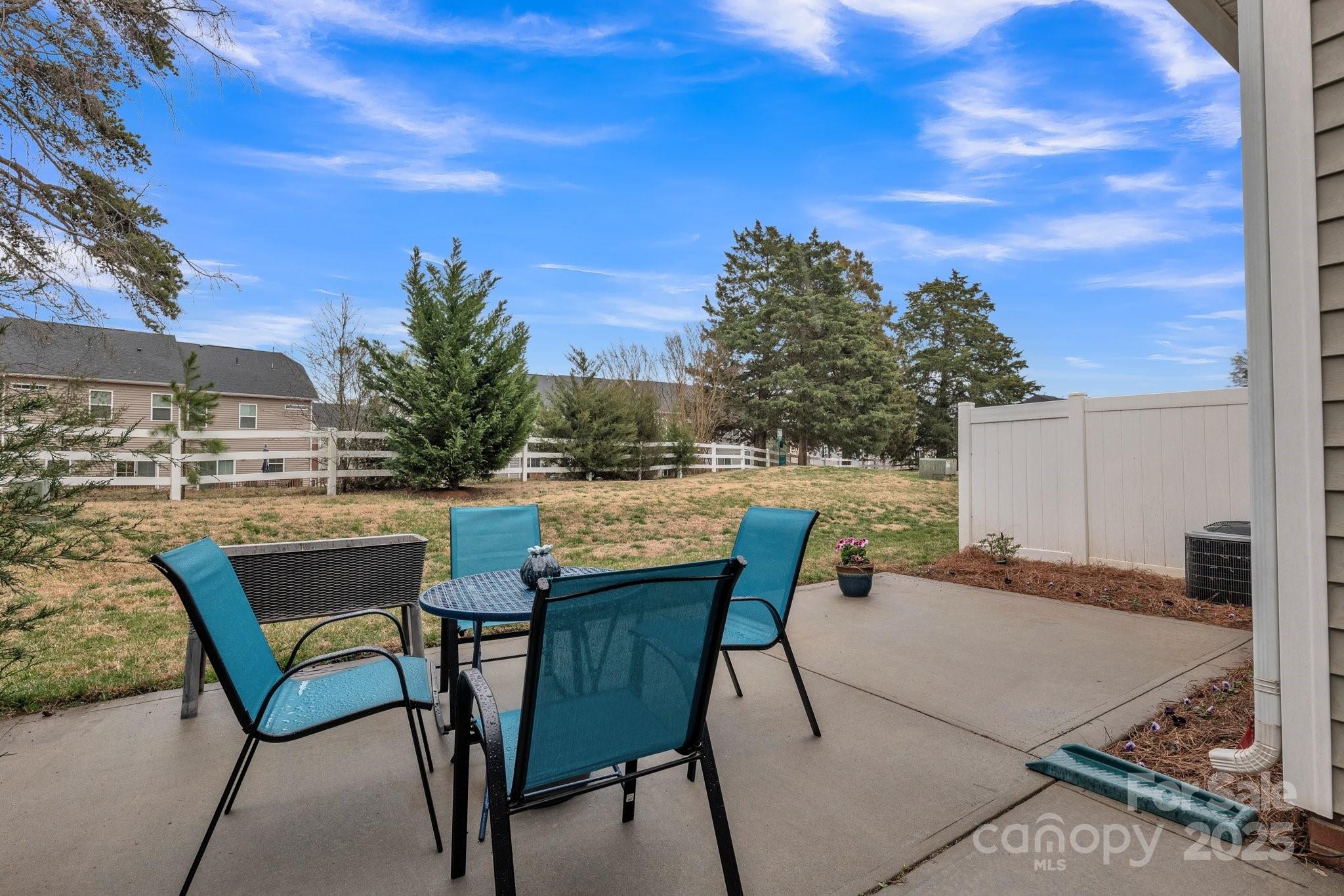 Fairway Townes - Residential