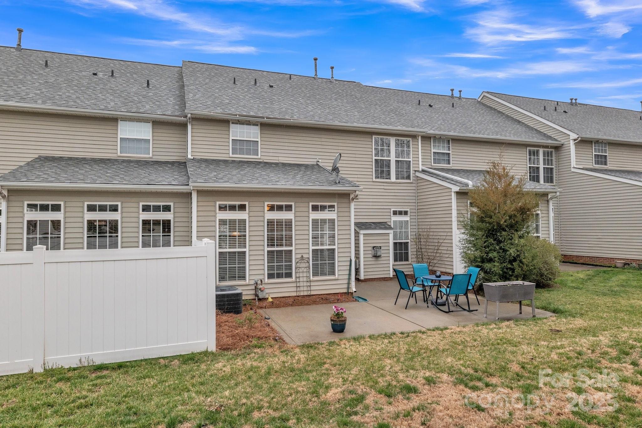 Fairway Townes - Residential