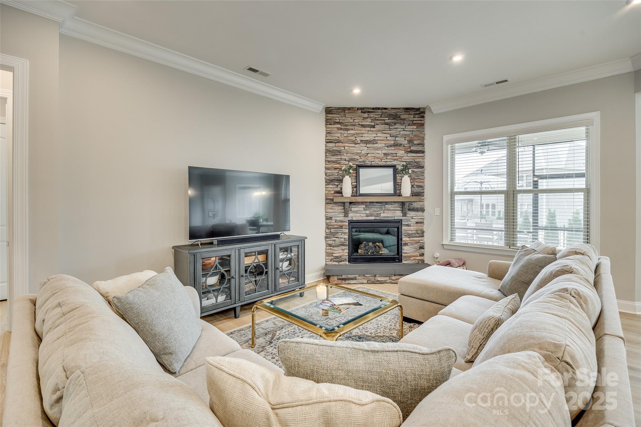 Queensbridge - Residential