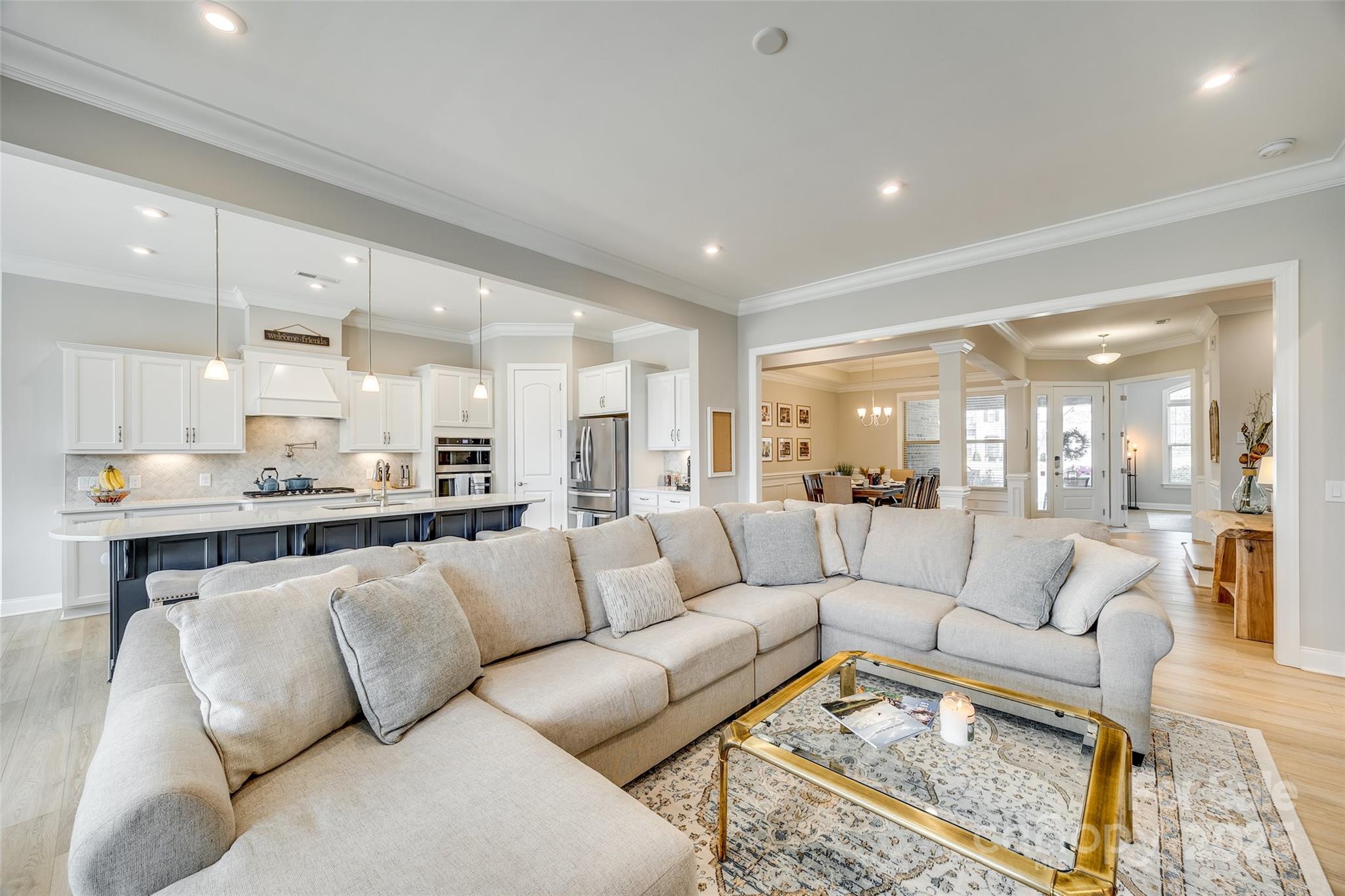 Queensbridge - Residential