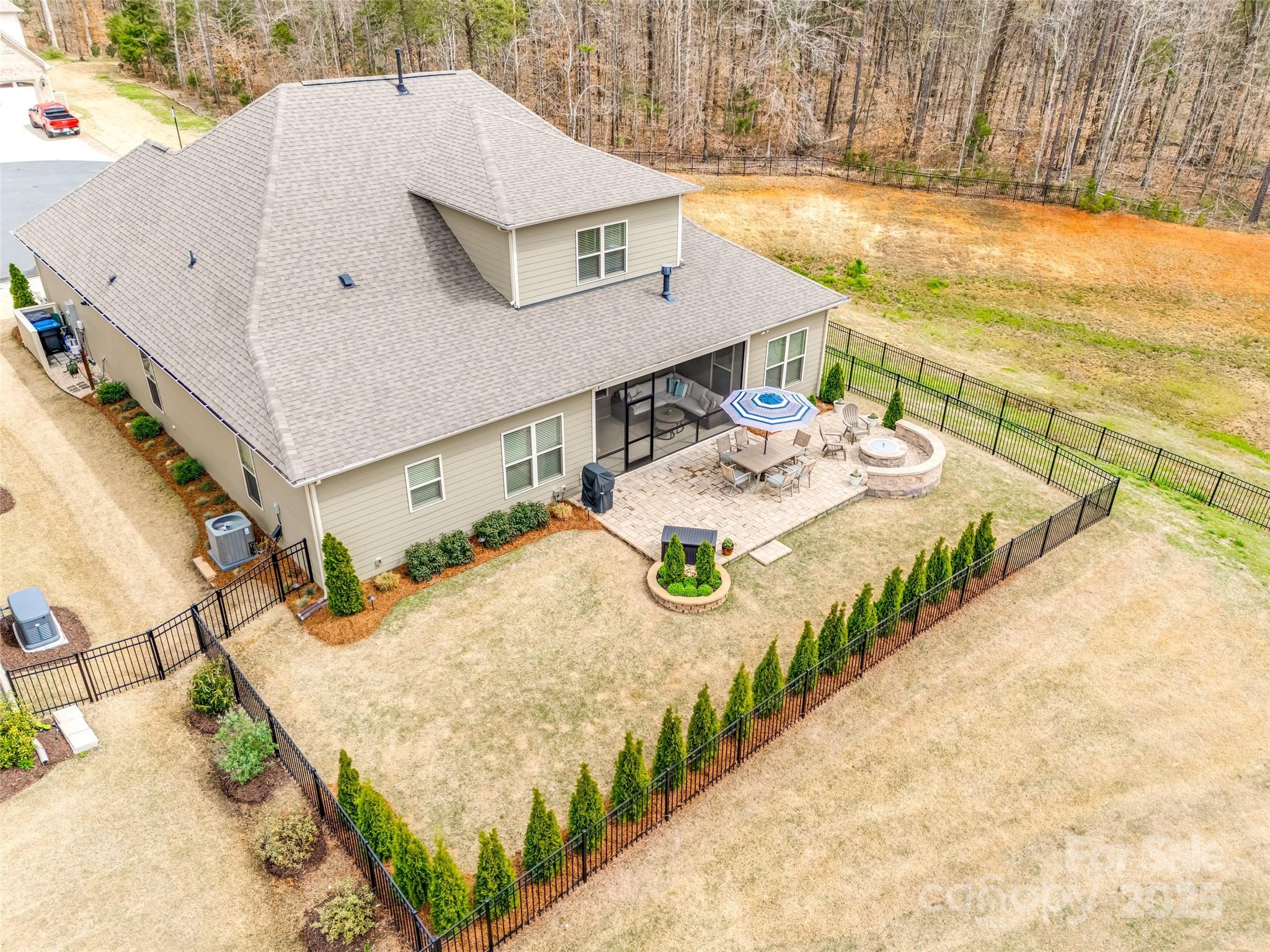 Queensbridge - Residential