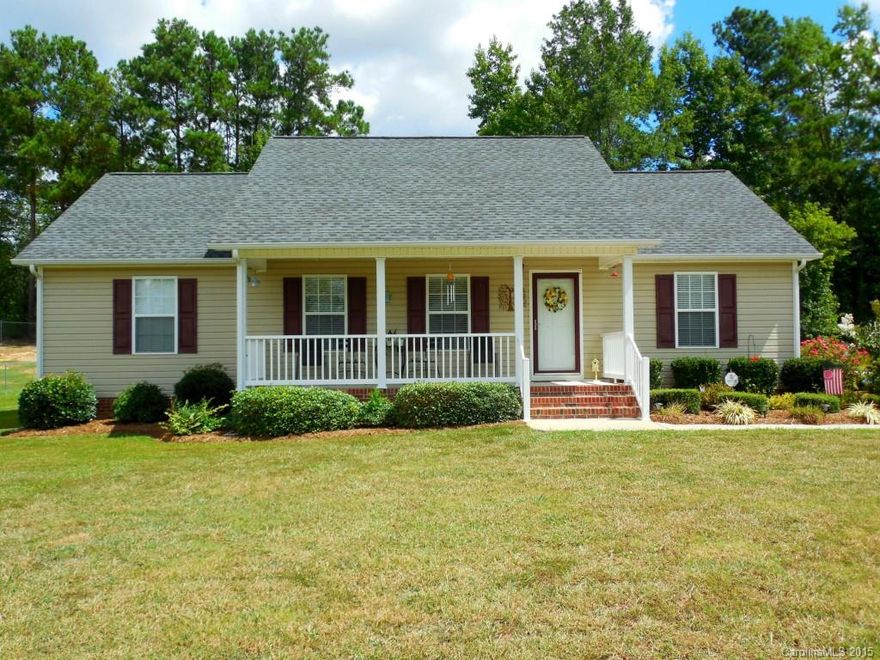 Spacious split bedroom floor plan that lives large. Greatroom w/cathedral ceiling, open kitchen/dining with stainless steel appliances, large pantry & breakfast bar area. All bedrooms have walk in closets & ceiling fans. Oversized double garage with front & rear exit doors. Patio & country front porch for entertaining. Great landscaping and level lot. Storage building included with acceptable offer. Buy with confidence with included 13 month HWA home warranty.