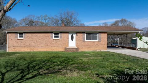 Photo of 2576 Kingston Street, Newton, NC 28658 (MLS # 4338168)