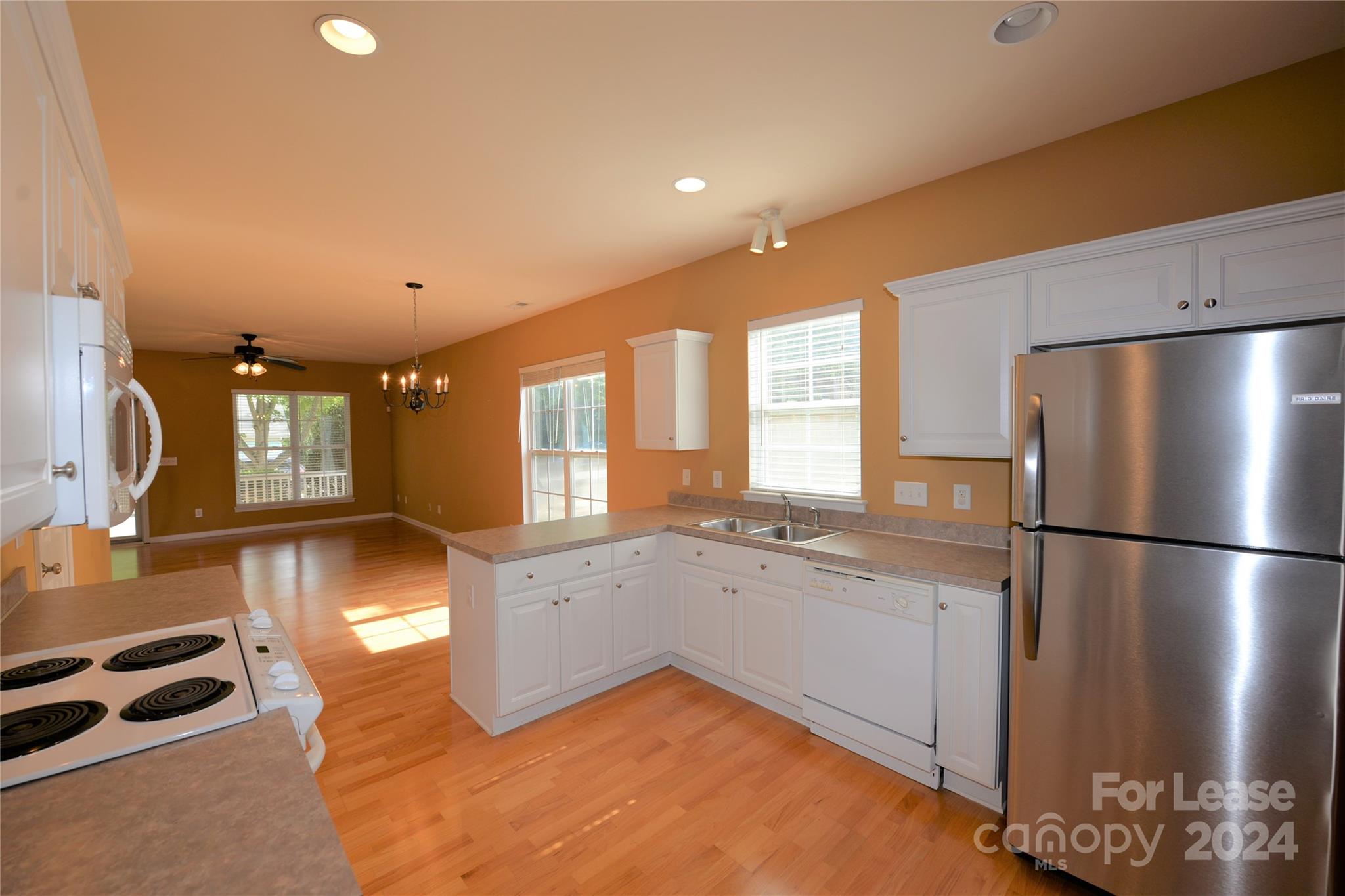 Monteith Park - Residential Lease