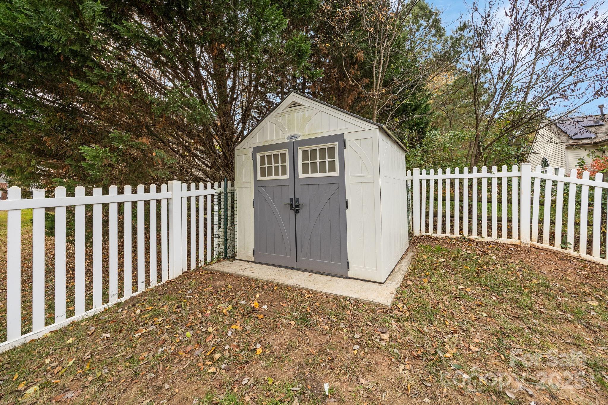 Tanners Creek - Residential