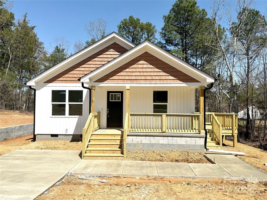 New construction ranch home in Lancaster! This home offers a great open concept living area with the living room and kitchen together in the fron of them and all the bedrooms towards the back. The laundry room is conveniently located in the center of the home. Off of the kitchen area is a sliding glass door to the nice size deck. The home features laminate wood floors throughout, granite counters, and white kitchen cabinets with stainless steel appliances.