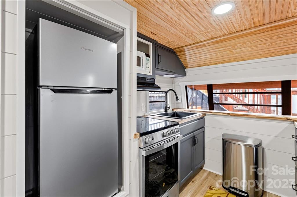 Badin Shores Resort - Residential