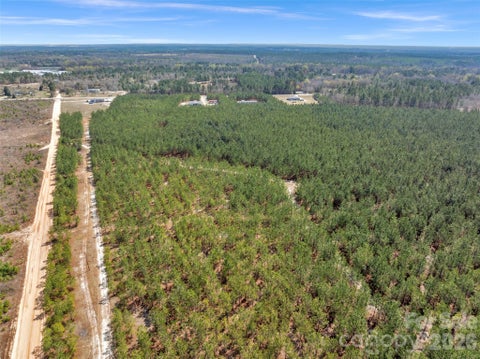 Photo for 931 Charlie Johnson Road 9