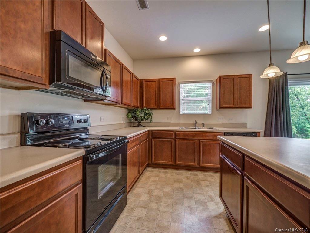 Creekshire Village - Residential