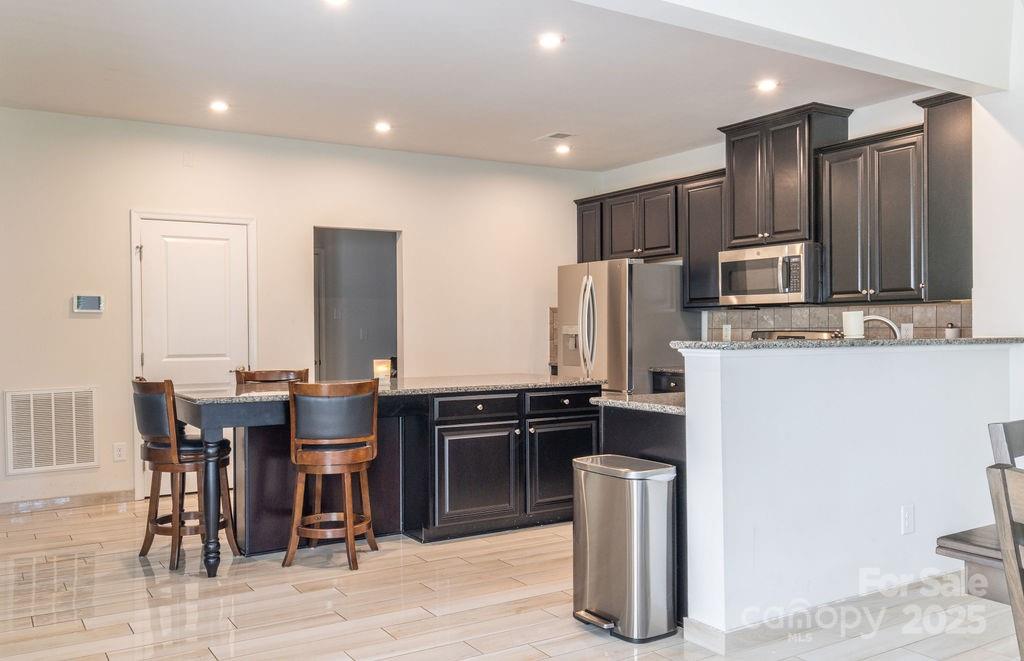 Bethesda Oaks - Residential