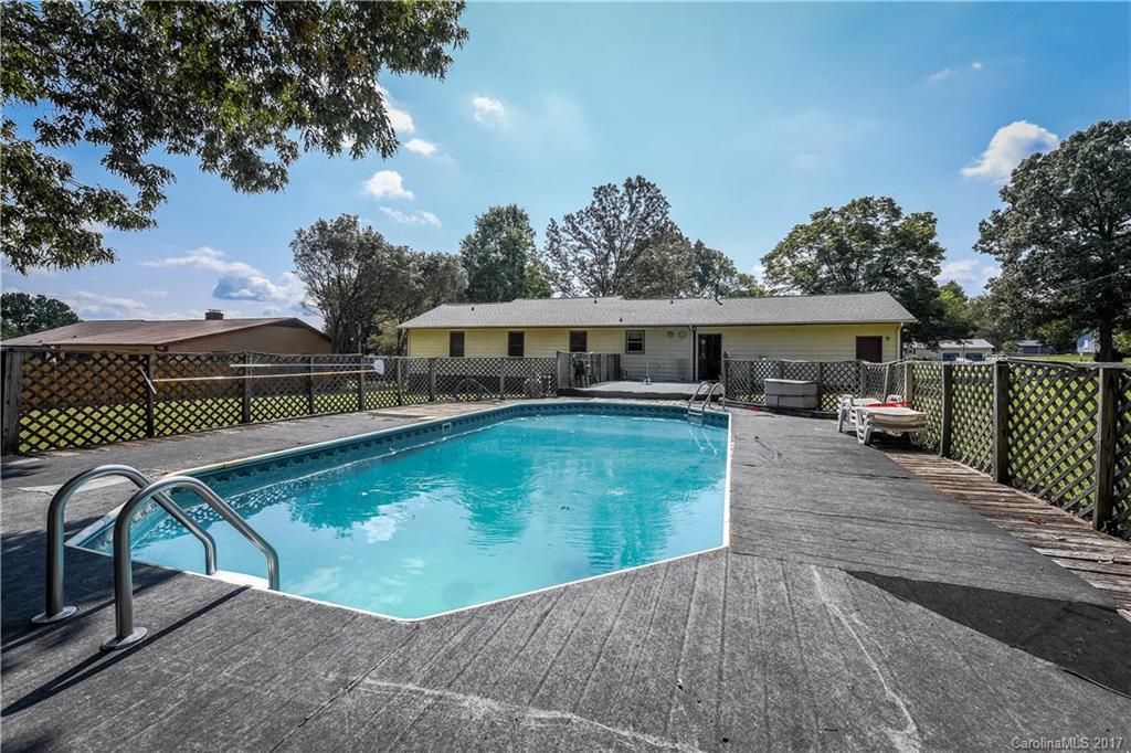 Hickory Ridge Estates - Residential