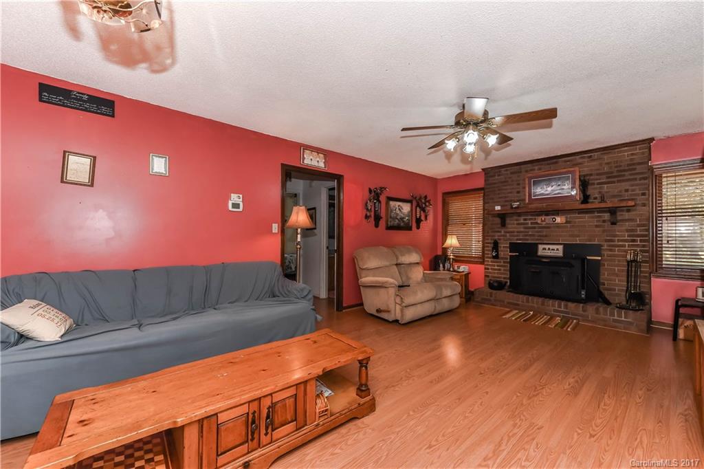 Hickory Ridge Estates - Residential