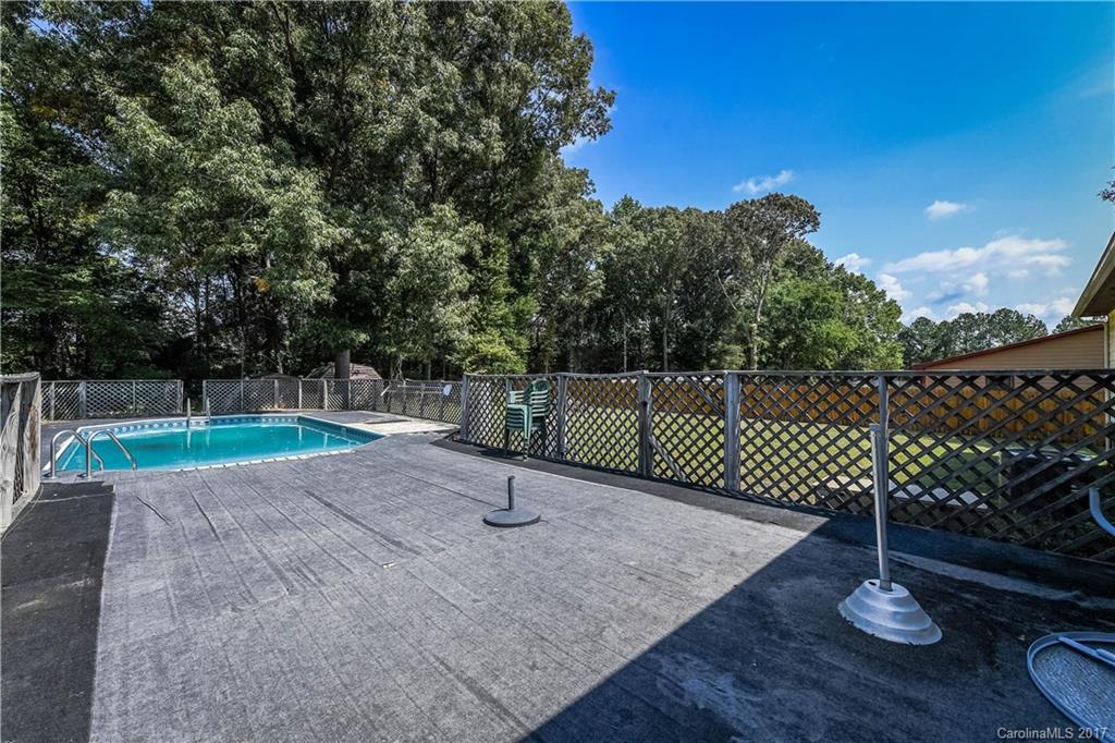 Hickory Ridge Estates - Residential