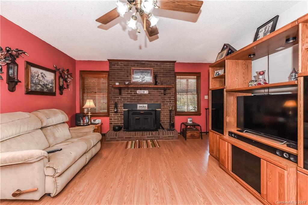 Hickory Ridge Estates - Residential