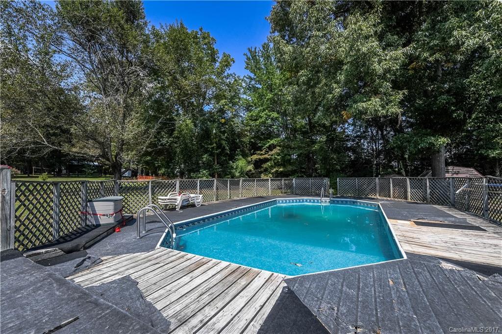 Hickory Ridge Estates - Residential