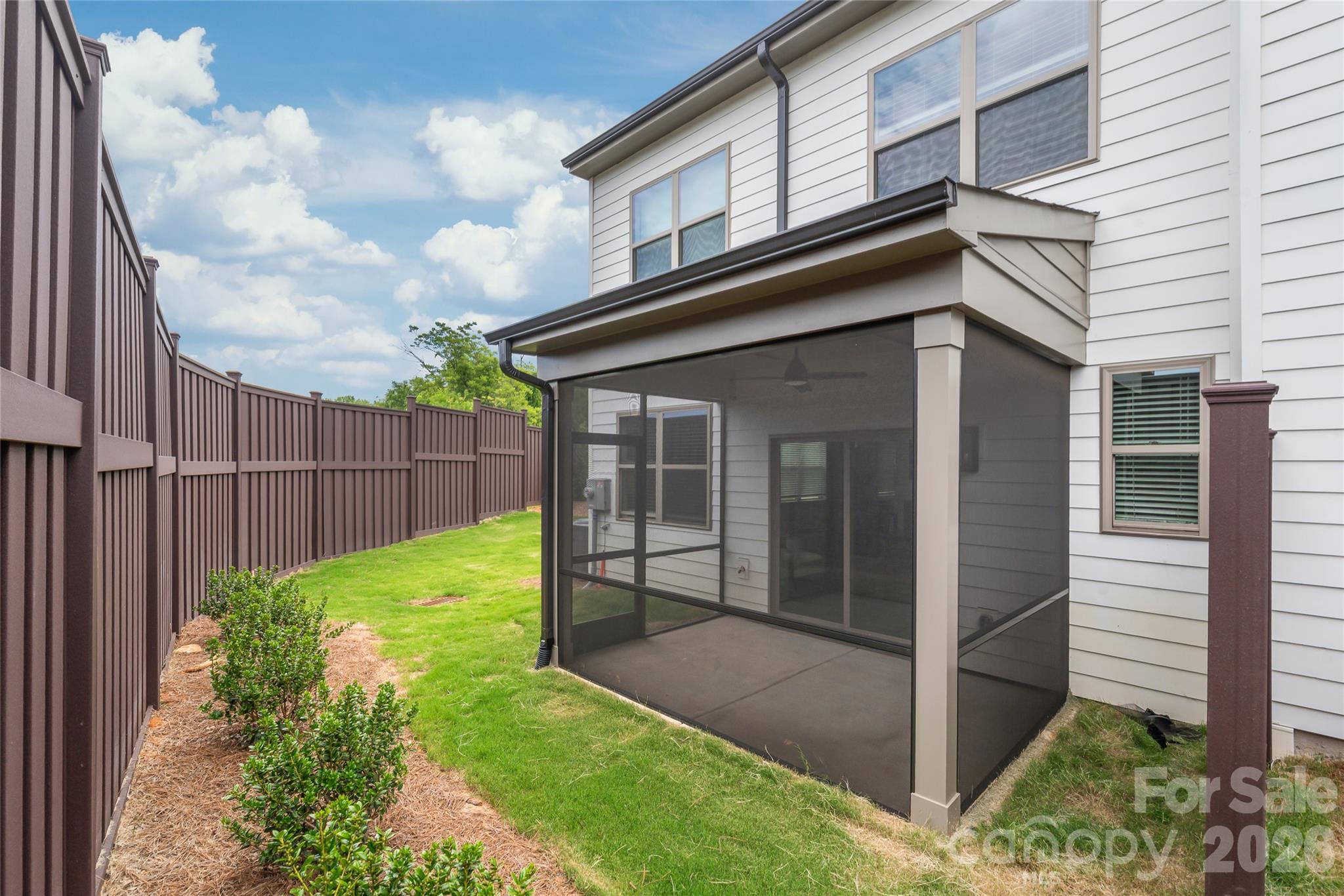 804 Garringer Place 16