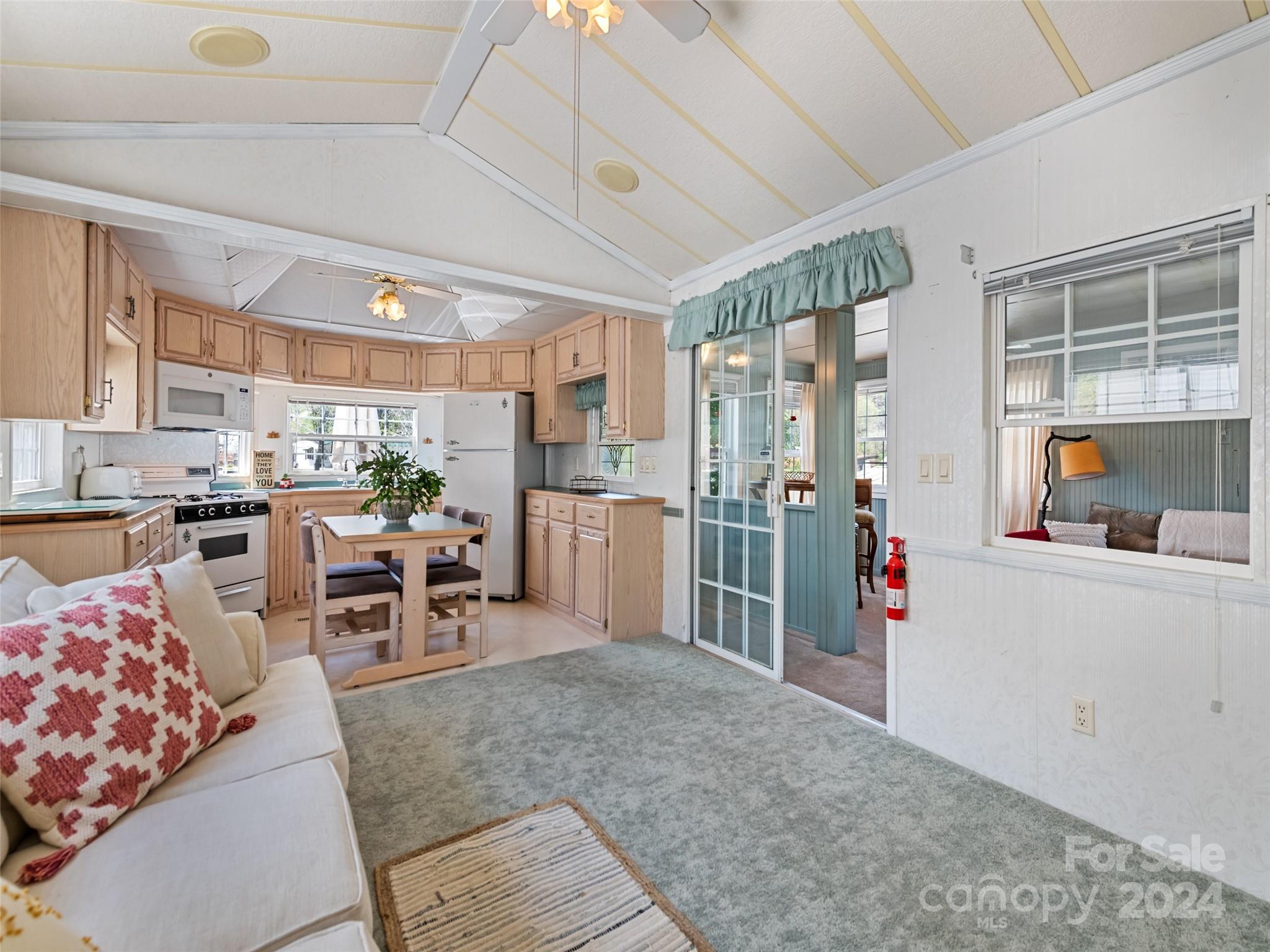 Dogwood Lakes - Residential