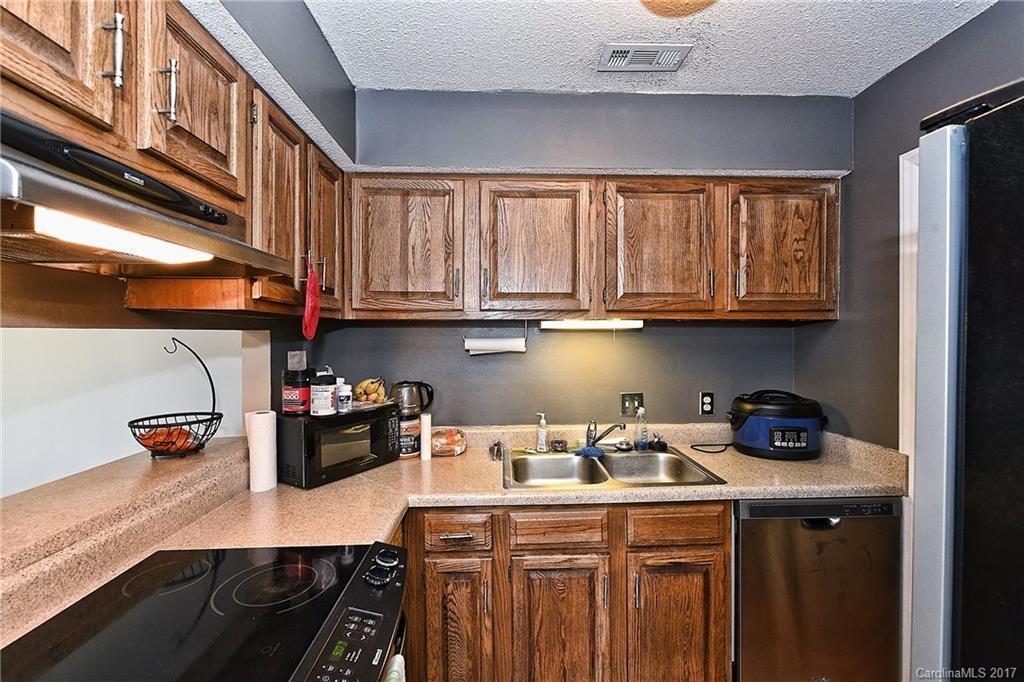 Sharon Place - Residential