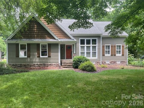 Photo of 9037 Willow Trace Court, Huntersville, NC 28078 (MLS # 4387697)