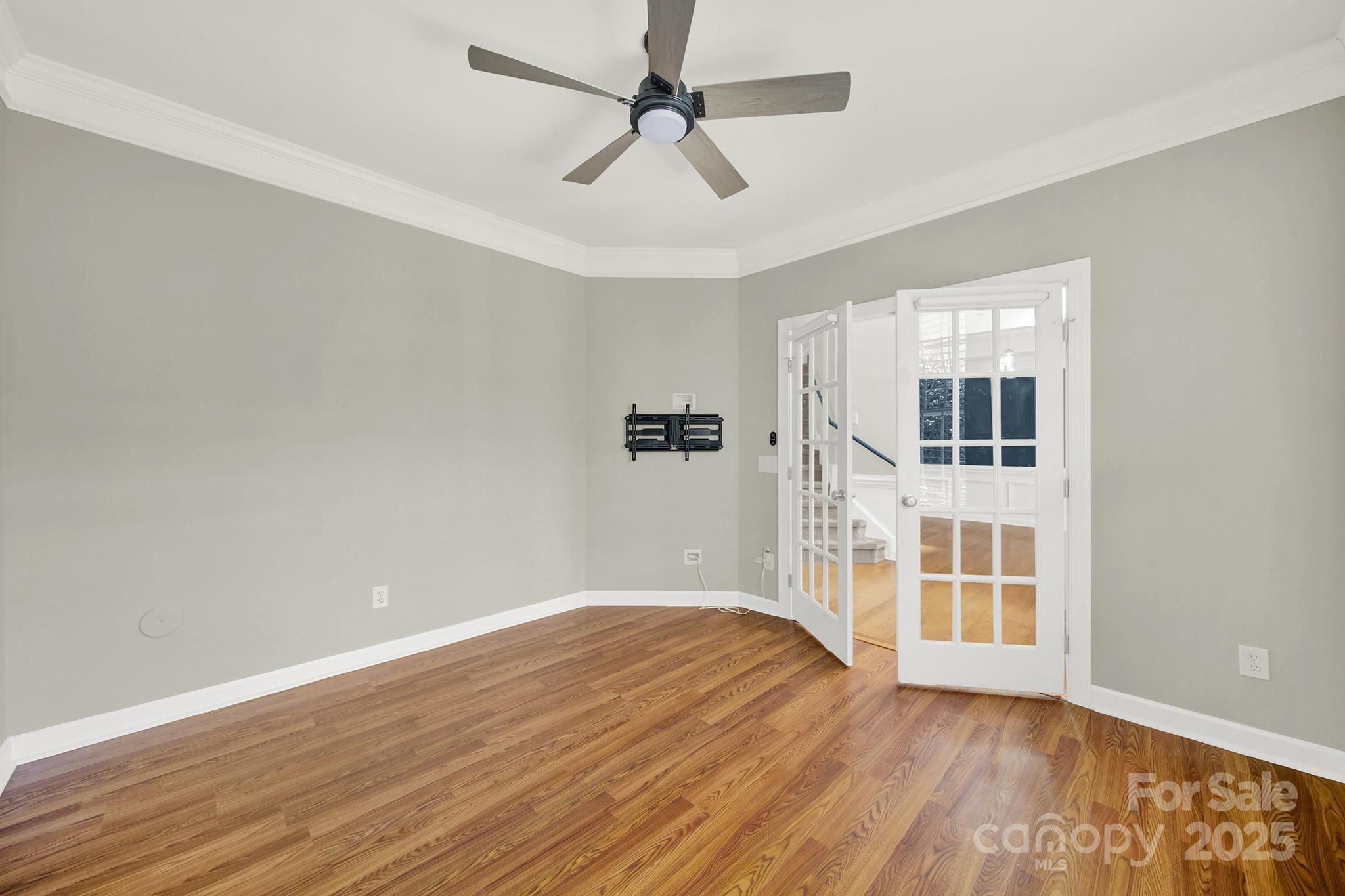 11000 King George Lane