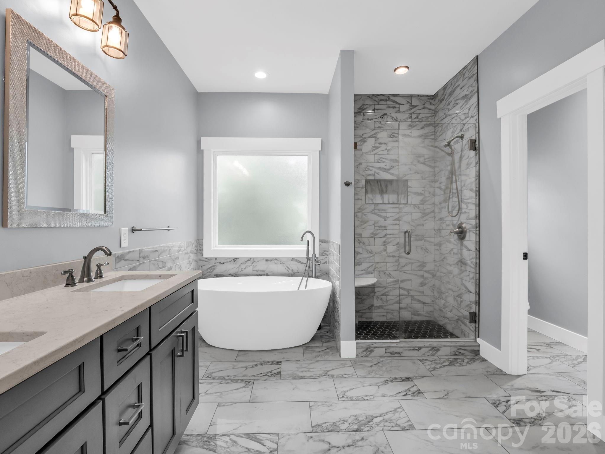 38 Scenic View Drive