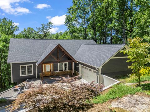 38 Scenic View Drive Hendersonville NC 28792