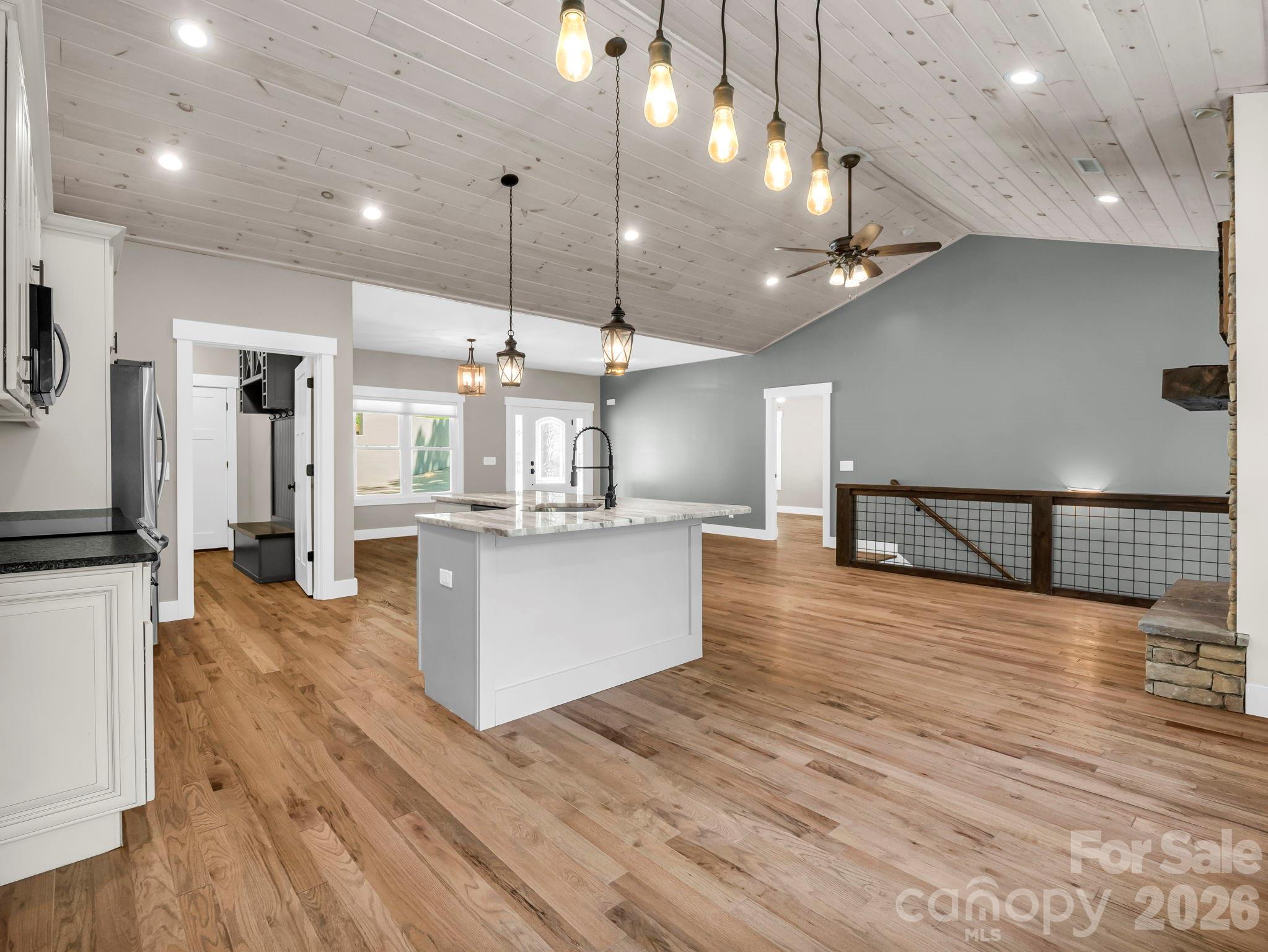 38 Scenic View Drive