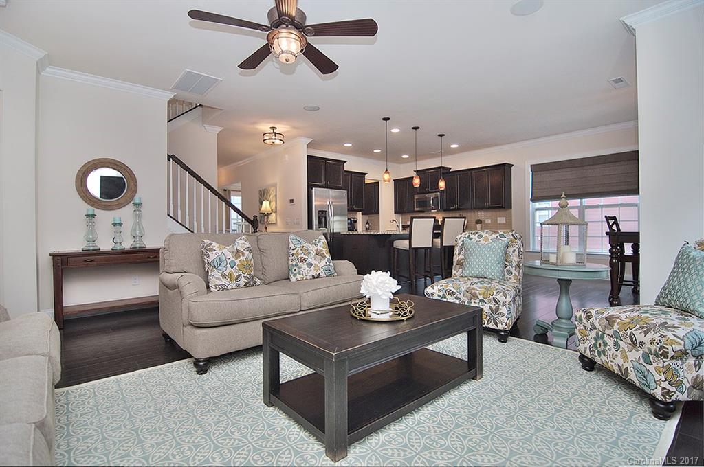 Hawks Creek - Residential