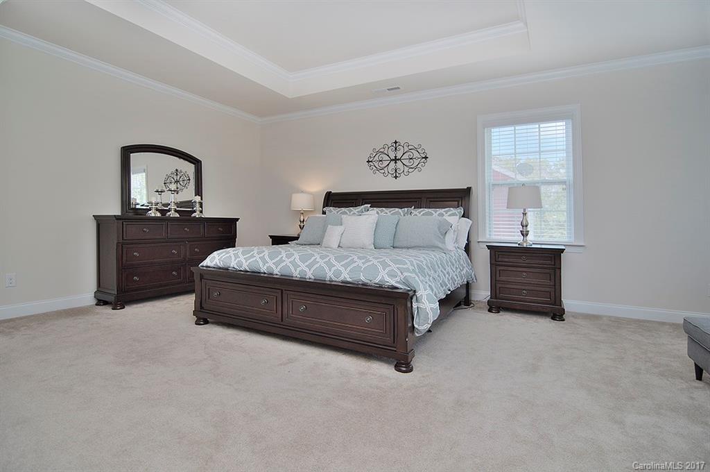 Hawks Creek - Residential