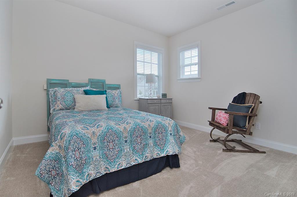 Hawks Creek - Residential