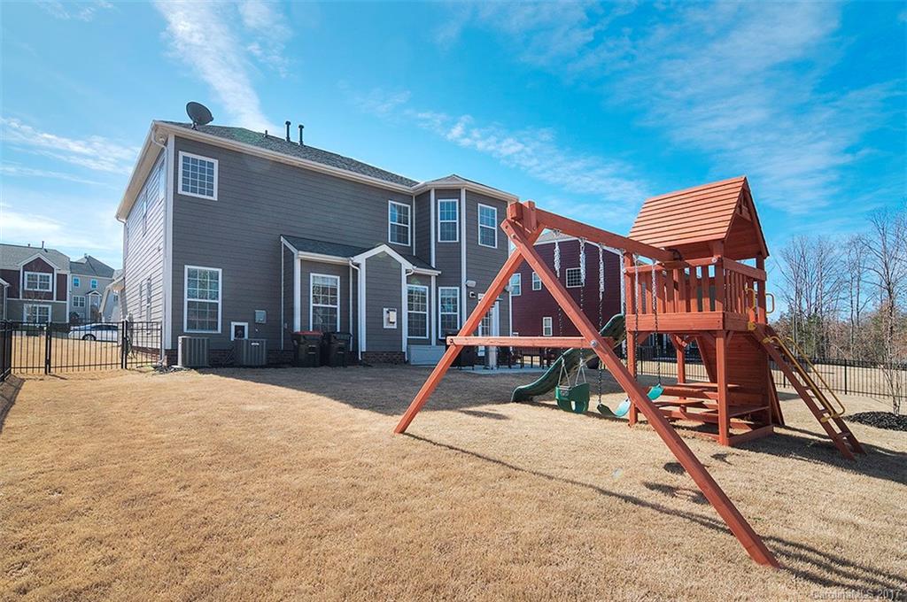 Hawks Creek - Residential