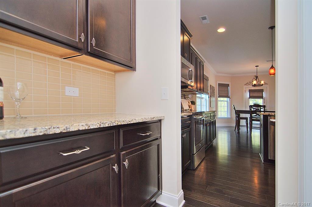 Hawks Creek - Residential