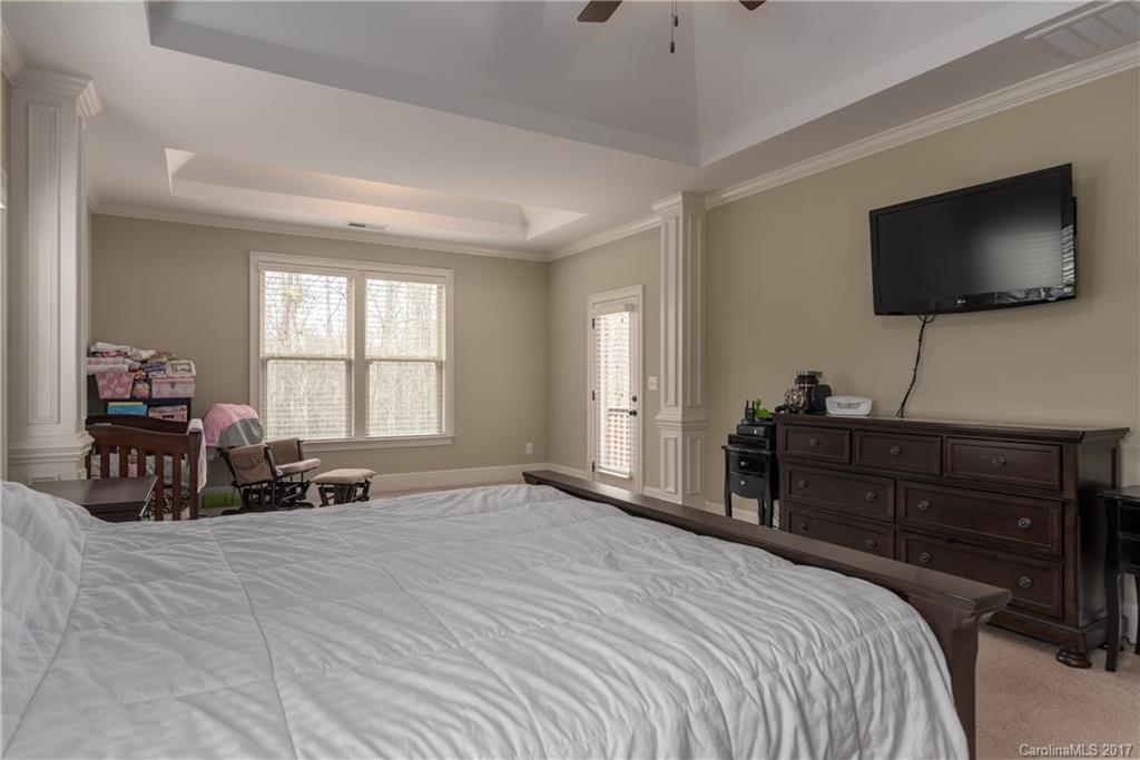 Whispering Winds - Residential